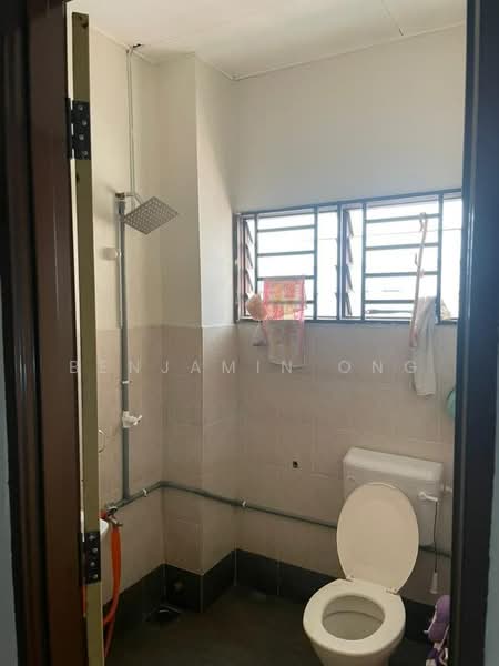 2-storey Terraced House for Sale in Gelang Patah (Johor) - Benjamin Ong - Bathroom - PropertyGuru.com.my
