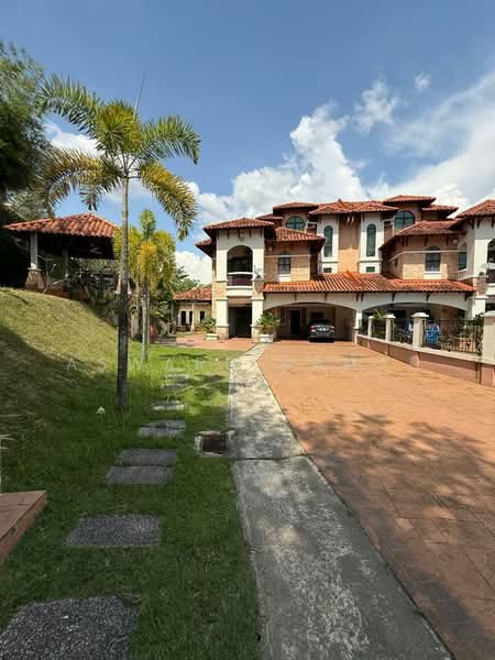 Rumah Berkembar untuk Dijual di Shah Alam (Selangor) - Asward Kamal - Exterior - PropertyGuru.com.my