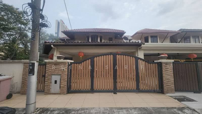 Rumah Teres 2 Tingkat untuk Dijual di Seksyen 7 (Kota Damansara) - Reena Sarif - Exterior - PropertyGuru.com.my