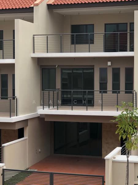 Rumah Teres 3 Tingkat untuk Dijual di Taman Taynton View (Cheras) - Alan Chin - Exterior - PropertyGuru.com.my