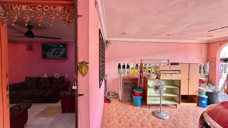 Terraced House for Sale in Seri Kembangan (Selangor) - Aqillah Razali - Living Room - PropertyGuru.com.my