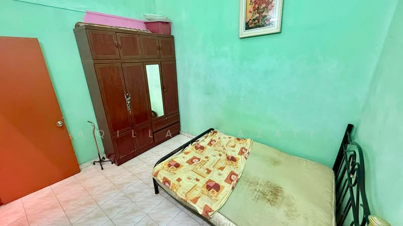Terraced House for Sale in Seri Kembangan (Selangor) - Aqillah Razali - PropertyGuru.com.my