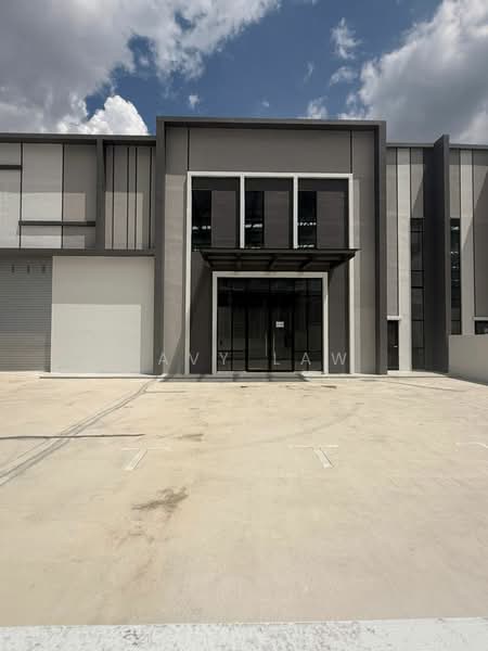 Kilang untuk Disewa di Eco Business Park 1 (Johor Bahru) - Savy Law - Exterior - PropertyGuru.com.my