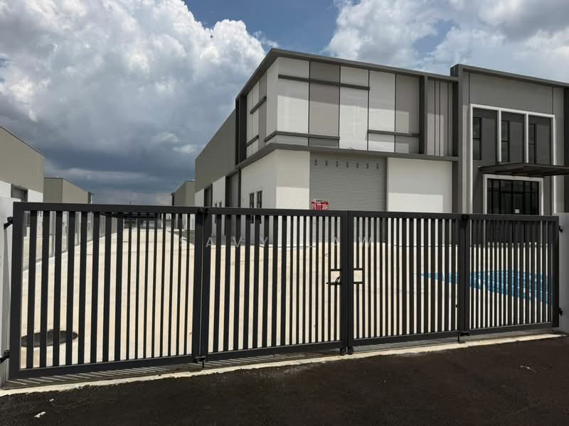Kilang untuk Disewa di Eco Business Park 1 (Johor Bahru) - Savy Law - Exterior - PropertyGuru.com.my