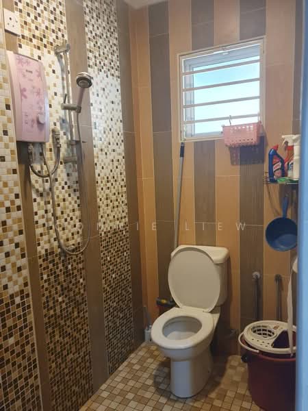 2-storey Terraced House for Sale in BANDAR PUCHONG JAYA (Puchong) - Connie Liew - Bathroom - PropertyGuru.com.my