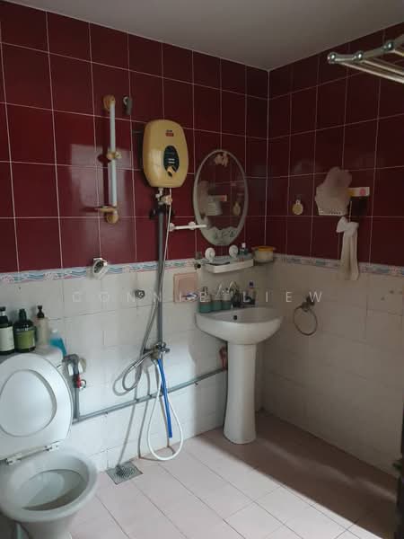 2-storey Terraced House for Sale in BANDAR PUCHONG JAYA (Puchong) - Connie Liew - Bathroom - PropertyGuru.com.my