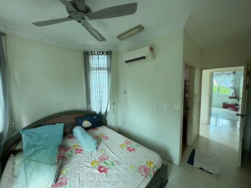Bungalow for Sale in Kuching (Sarawak) - Cynthia Lim - Bedroom - PropertyGuru.com.my