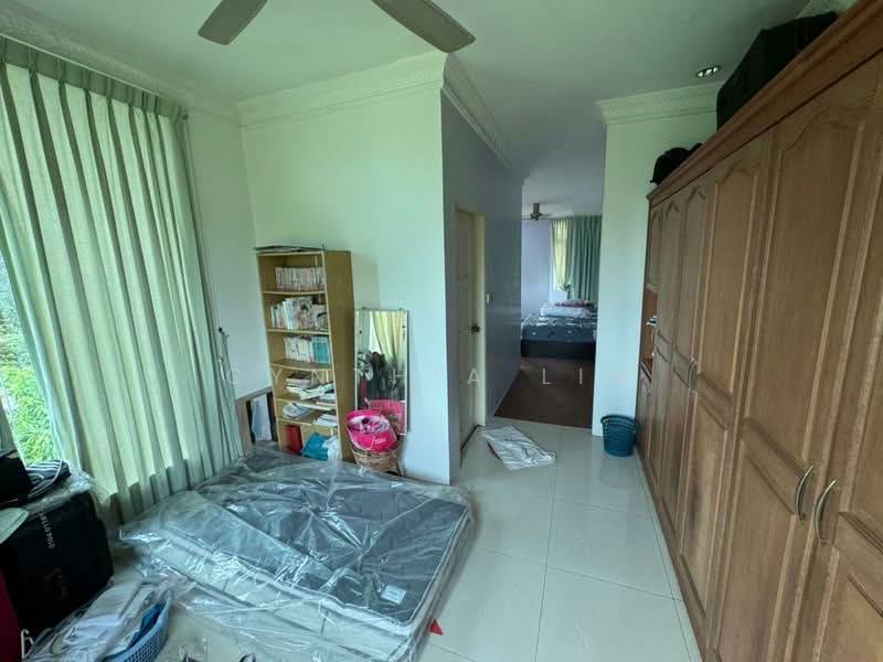Bungalow for Sale in Kuching (Sarawak) - Cynthia Lim - Bedroom - PropertyGuru.com.my
