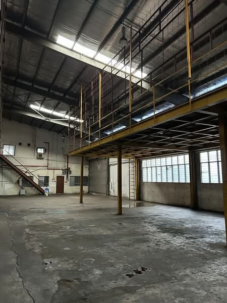 Warehouse for Rent in Taman Kepong (Kepong) - TK Yoong - Interior - PropertyGuru.com.my