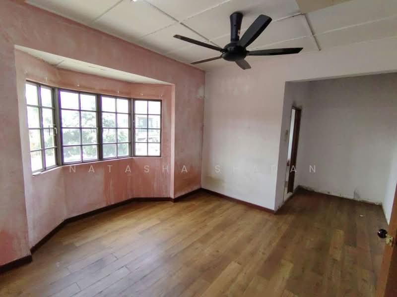 2-storey Terraced House for Sale in Taman TTDI Jaya (Shah Alam) - Natasha Shadan - Living Room - PropertyGuru.com.my