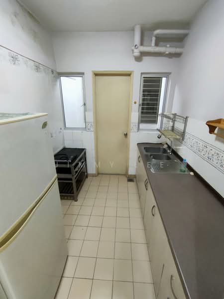 Kondominium untuk Disewa di Casa Damansara - Jimmy Lee - Kitchen - PropertyGuru.com.my