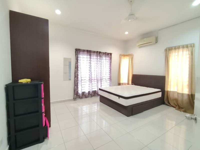 Rumah Kluster untuk Disewa di Seksyen U13 (Setia Alam) - Annie Kho - Bedroom - PropertyGuru.com.my