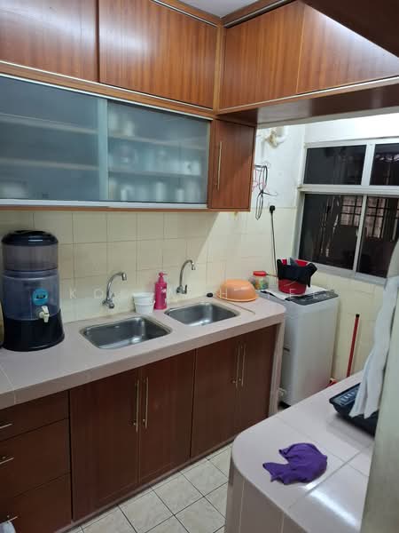 Apartment for Sale at saujana apartment - Kok Wah Yee - Kitchen - PropertyGuru.com.my