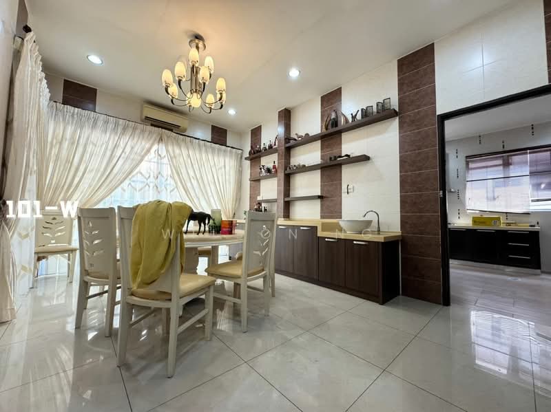 Semi-Detached House for Sale in Bandar Botanic (Klang) - Wilson Ng - Dining Room - PropertyGuru.com.my