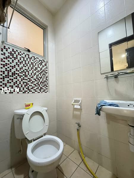 Semi-Detached House for Sale in Bandar Botanic (Klang) - Wilson Ng - Bathroom - PropertyGuru.com.my