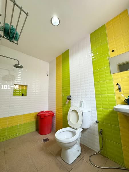 Semi-Detached House for Sale in Bandar Botanic (Klang) - Wilson Ng - Bathroom - PropertyGuru.com.my
