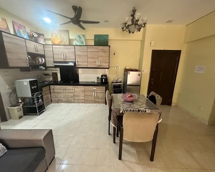 Condominium for Rent at Kuantan Tembeling Resort - Soon Yen Loo - Kitchen - PropertyGuru.com.my