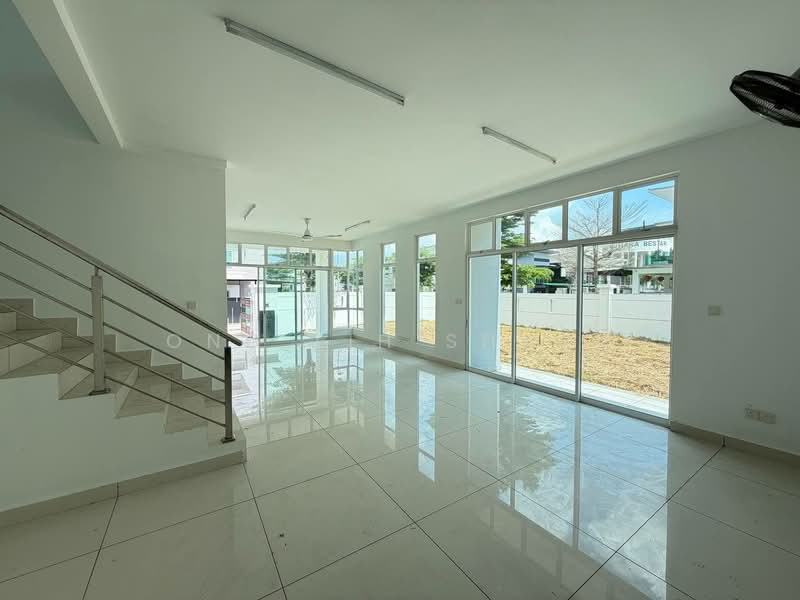 Cluster House for Sale in Skudai (Johor) - Ong Lih Shyan - Living Room - PropertyGuru.com.my