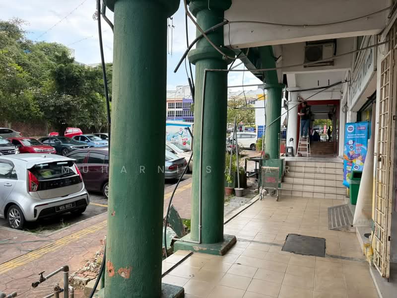 Shop for Sale in Seksyen 7 (Shah Alam) - muharni sawarin - Exterior - PropertyGuru.com.my