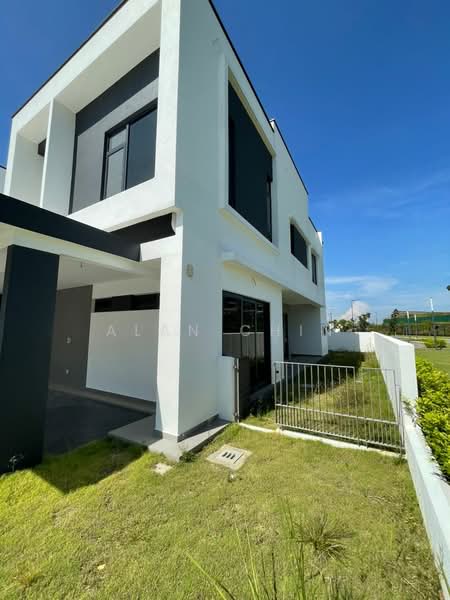 Semi-Detached House for Sale in Bandar Gamuda Gardens (Rawang) - Alan Chin - Exterior - PropertyGuru.com.my