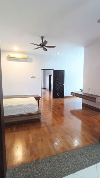 Semi-Detached House for Rent in Ambang Botanic (Klang) - Jack Soo - Bedroom - PropertyGuru.com.my