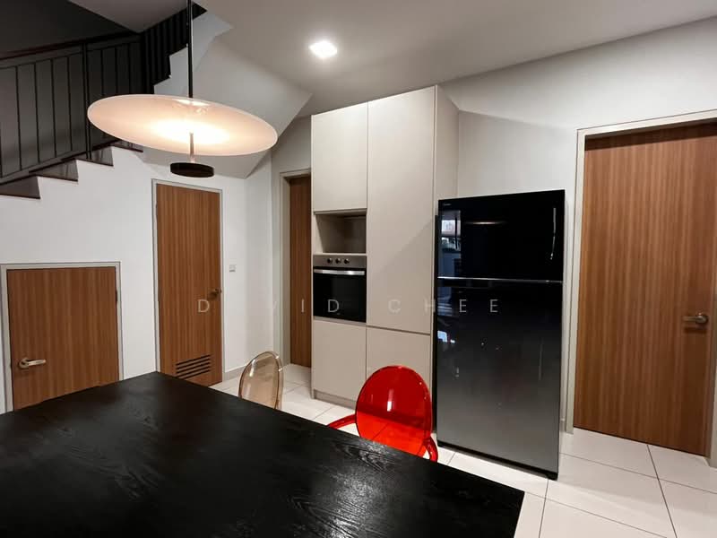 Rumah Teres 3 Tingkat untuk Disewa di Puchong (Selangor) - David Chee - Dining Room - PropertyGuru.com.my