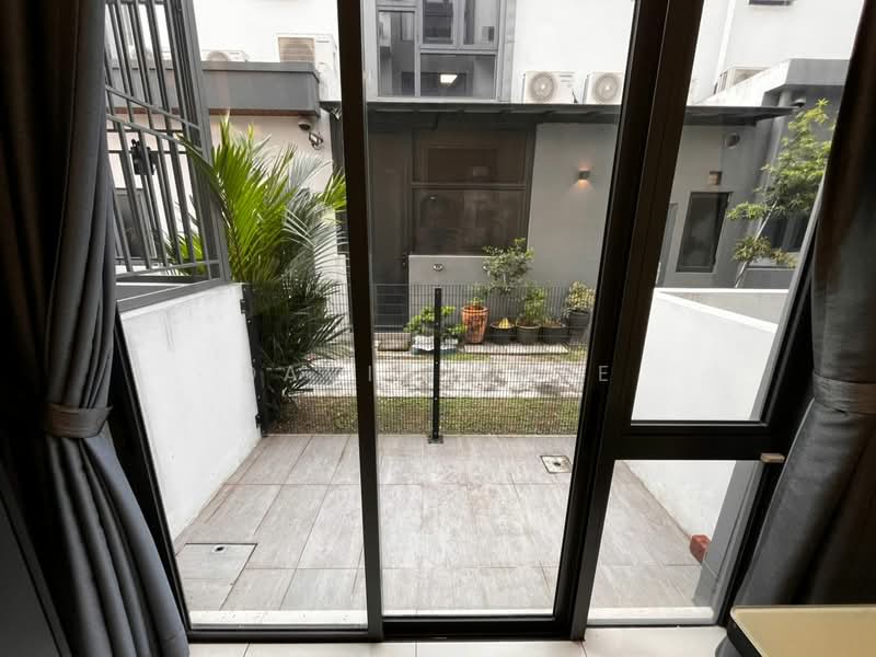Rumah Teres 3 Tingkat untuk Disewa di Puchong (Selangor) - David Chee - Exterior - PropertyGuru.com.my