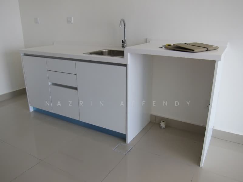 Servis Apartment untuk Dijual di Trefoil @ Setia City - Nazrin Affendy - Kitchen - PropertyGuru.com.my