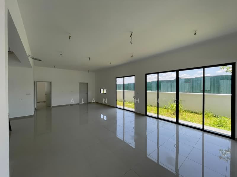 2-storey Terraced House for Sale in Bandar Gamuda Gardens (Rawang) - Alan Chin - Living Room - PropertyGuru.com.my