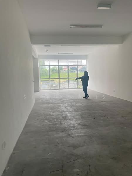 Shop / Office for Sale in Bandar Baru Uda (Tampoi) - Syafa Kamis - Interior - PropertyGuru.com.my