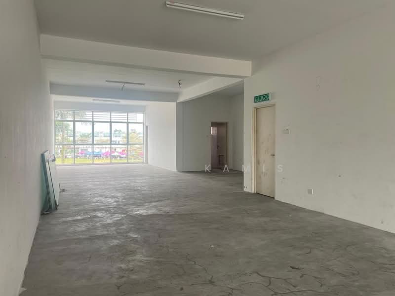 Shop / Office for Sale in Bandar Baru Uda (Tampoi) - Syafa Kamis - Interior - PropertyGuru.com.my