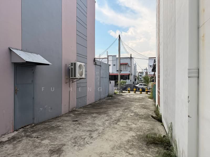 Rumah Teres 2 Tingkat untuk Dijual di Taman Daya (Johor Bahru) - Fu Heng Chong - Exterior - PropertyGuru.com.my