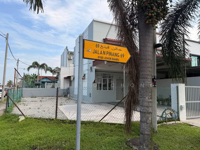 Rumah Teres 2 Tingkat untuk Dijual di Taman Daya (Johor Bahru) - Fu Heng Chong - Exterior - PropertyGuru.com.my