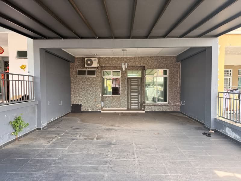 1-storey Terraced House for Sale in Taman Daya (Johor Bahru) - Fu Heng Chong - Exterior - PropertyGuru.com.my