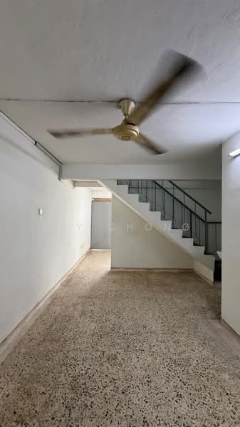 2-storey Terraced House for Rent in Taman Castlefield (Sri Petaling) - Ray Chong - Dining Room - PropertyGuru.com.my