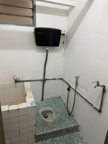 2-storey Terraced House for Rent in Taman Castlefield (Sri Petaling) - Ray Chong - Bathroom - PropertyGuru.com.my