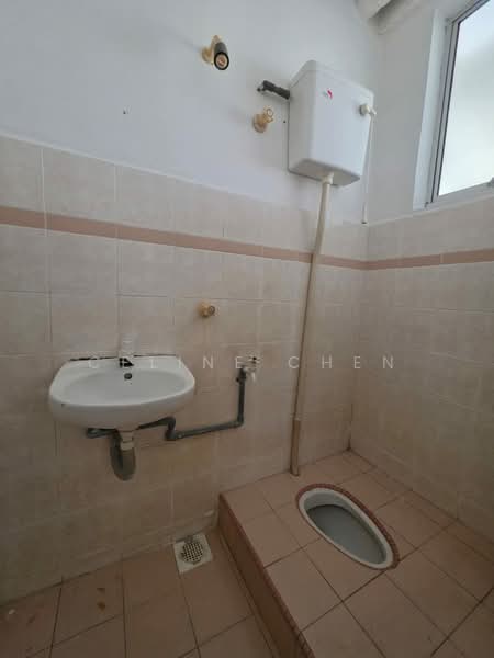 2-storey Terraced House for Sale in Taman Merdeka Jaya (Batu Berendam) - Celine Chen - Bathroom - PropertyGuru.com.my