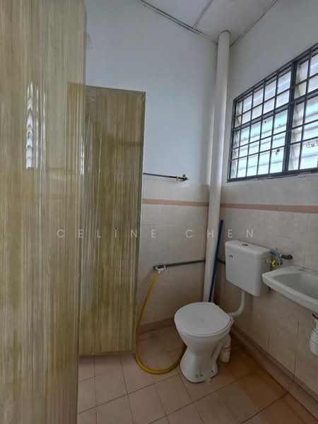 2-storey Terraced House for Sale in Taman Merdeka Jaya (Batu Berendam) - Celine Chen - Bathroom - PropertyGuru.com.my