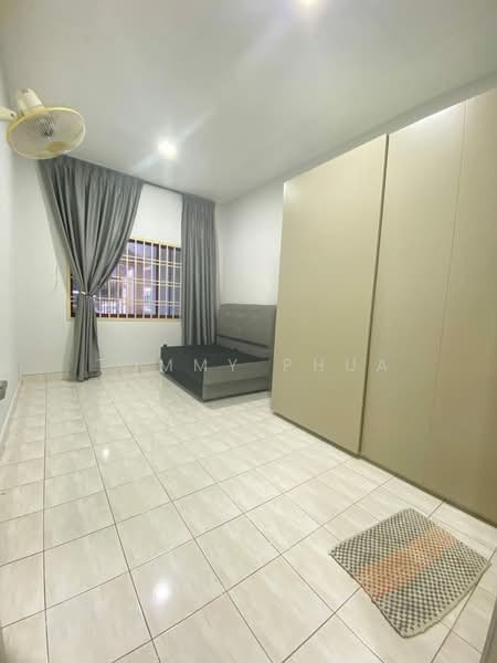 Rumah Teres 1 Tingkat untuk Disewa di Bandar Baru Permas Jaya (Permas Jaya) - Tommy Phua - Bedroom - PropertyGuru.com.my