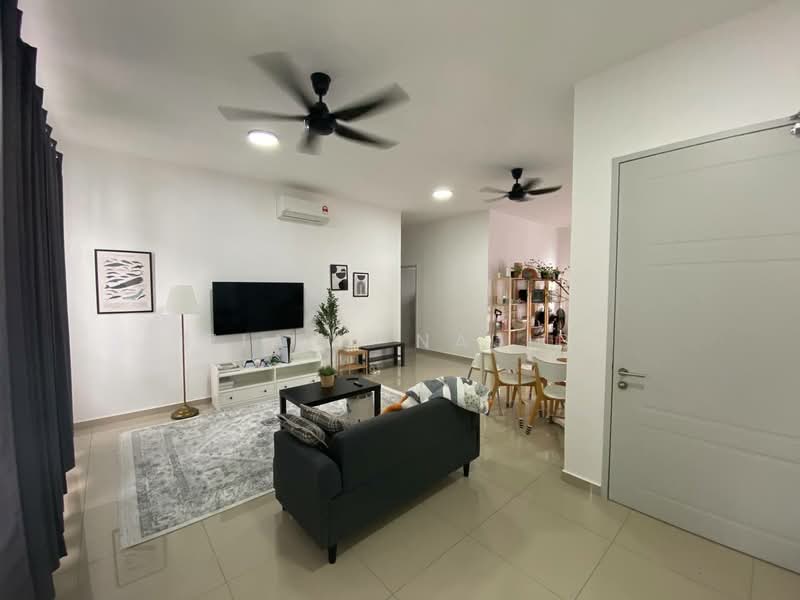 Rumah Bandar untuk Dijual di Eco Grandeur (Puncak Alam) - Ziana Najib - Living Room - PropertyGuru.com.my