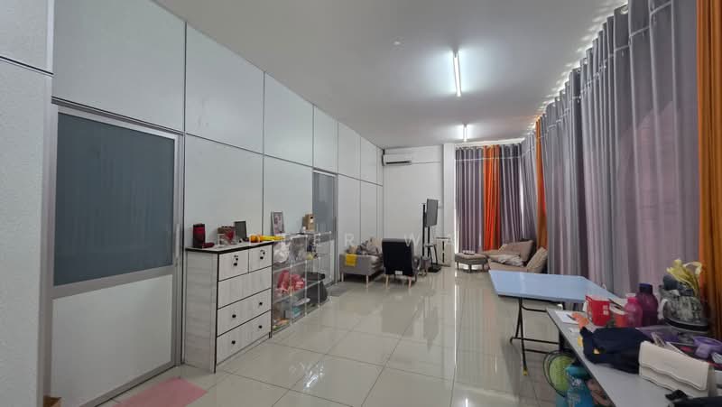 Semi-D Factory for Rent in Taman Industri Teguh (Bukit Mertajam) - Edler Wai - Living Room - PropertyGuru.com.my
