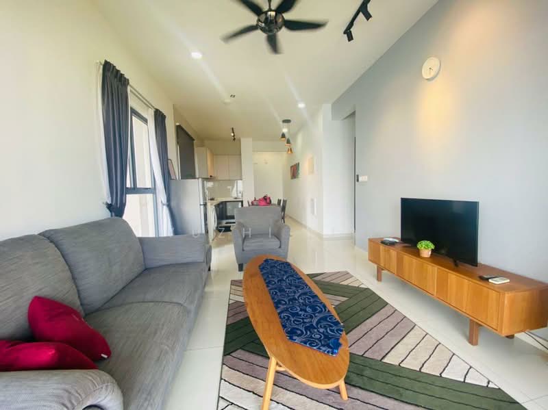 Kondominium untuk Dijual di Kings Bay @ Country Garden Danga Bay - Yuzhi Lim - Living Room - PropertyGuru.com.my