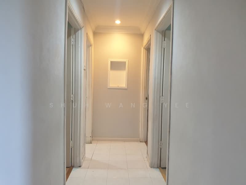 Condominium for Rent at Selat Horizon Condominium - Shuh Wang Yee - Corridor - PropertyGuru.com.my