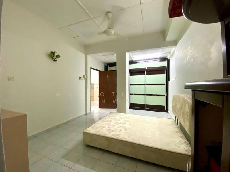 Rumah Teres 2 Tingkat untuk Dijual di Kajang (Selangor) - Gudrotullah Ikhwan - Bedroom - PropertyGuru.com.my