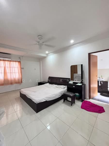 Condominium for Sale at Hillcity - Qazin Khoo - Bedroom - PropertyGuru.com.my