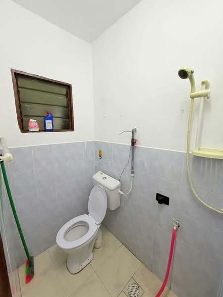 Rumah Teres 2 Tingkat untuk Dijual di Gelang Patah (Johor) - Albert Liew - Bathroom - PropertyGuru.com.my