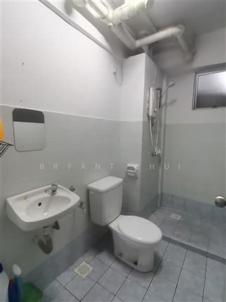 Pangsapuri untuk Disewa di Arena Green - Bryant Chui - Bathroom - PropertyGuru.com.my