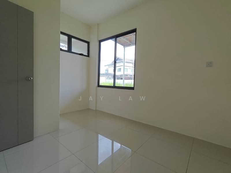 2-storey Terraced House for Sale in Batu Kawa (Kuching) - Jay Law - PropertyGuru.com.my