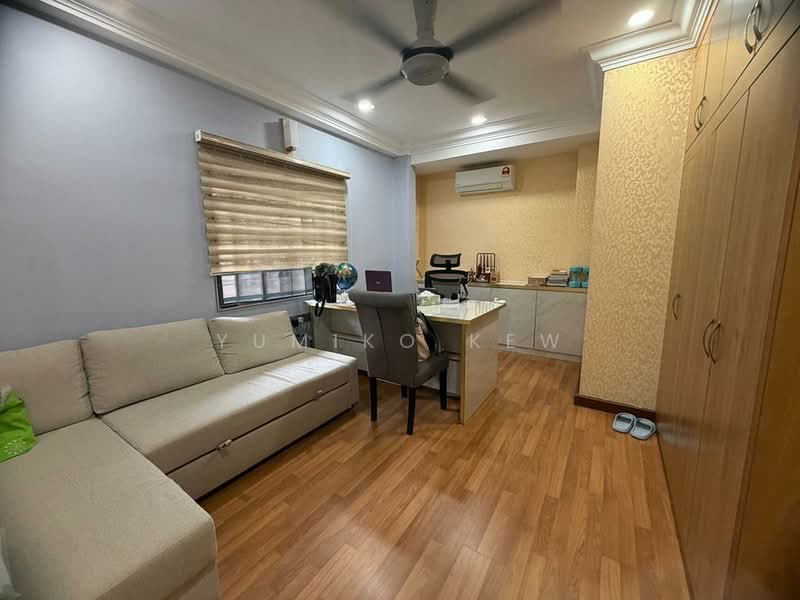 Rumah Teres 2 Tingkat untuk Dijual di Bandar Sungai Long (Selangor) - Yumiko Kew - Study - PropertyGuru.com.my