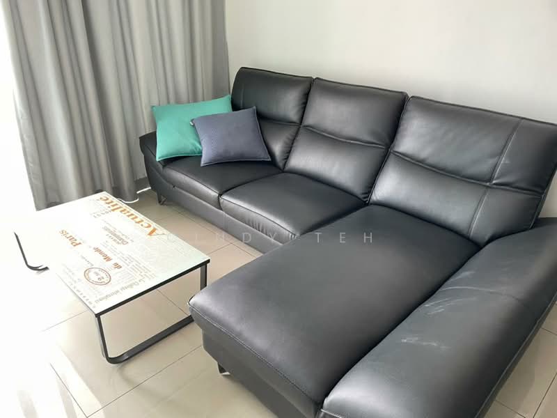 Kondominium untuk Dijual di The Cantonment - Cindy Teh - Living Room - PropertyGuru.com.my